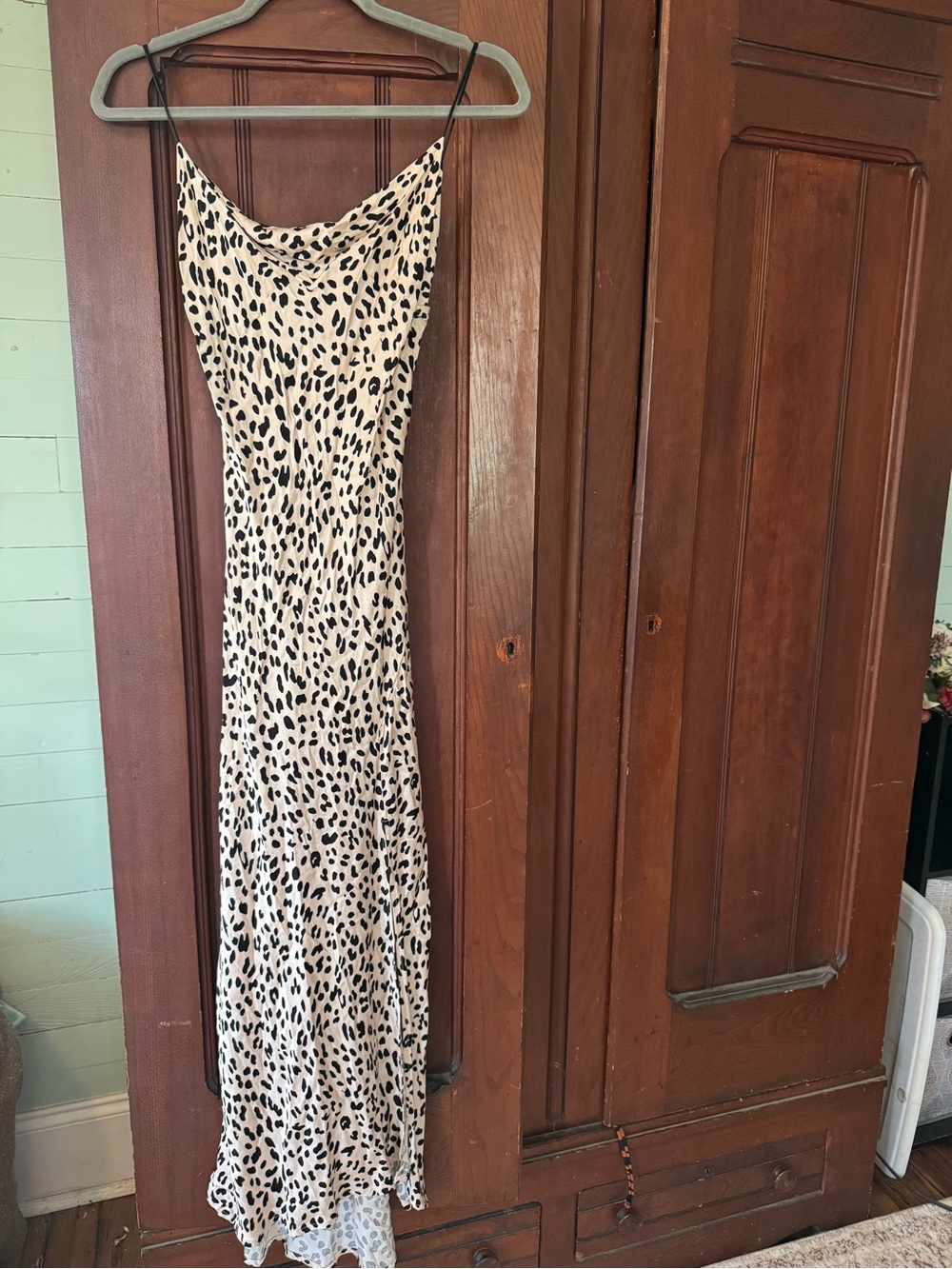 En Crême Women's Cream Leopard Print Long Dress
